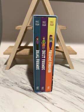 Friends: The Series Boxed Set (Real Friends, Best Friends, Friends Forever)